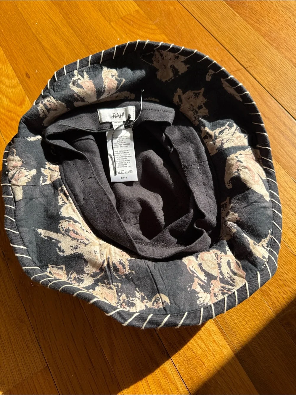 Free People&RAHI Black Women's Bucket Hat with Contrast Stitching